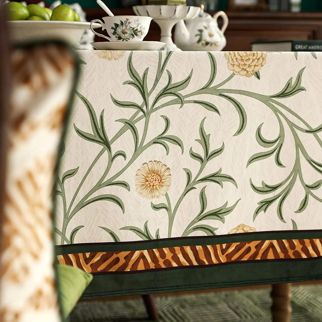 Forro de Mesa Retangular Impermeável com Margaridas