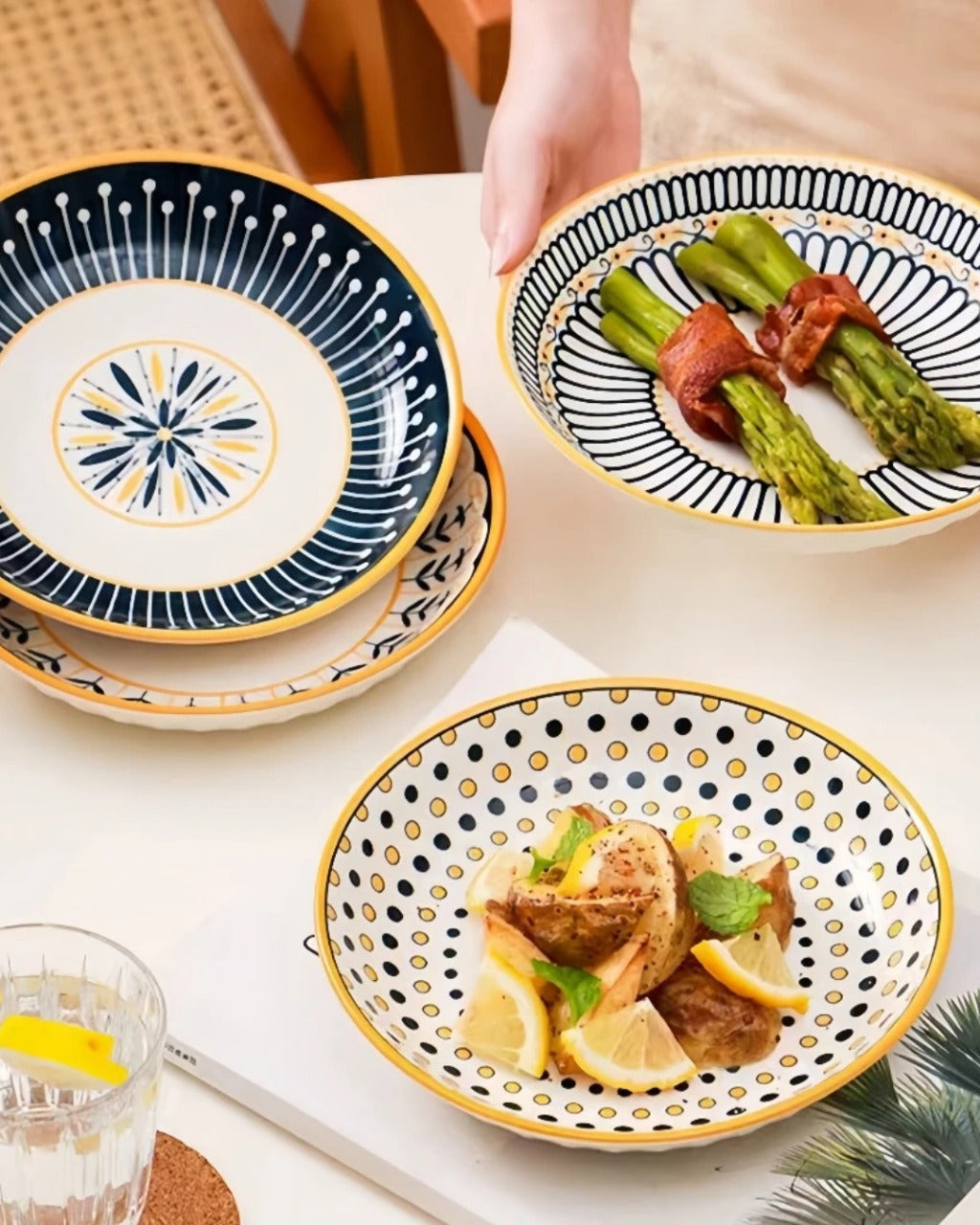 Conjunto de 4 Pratos de Cerâmica com Design Japonês