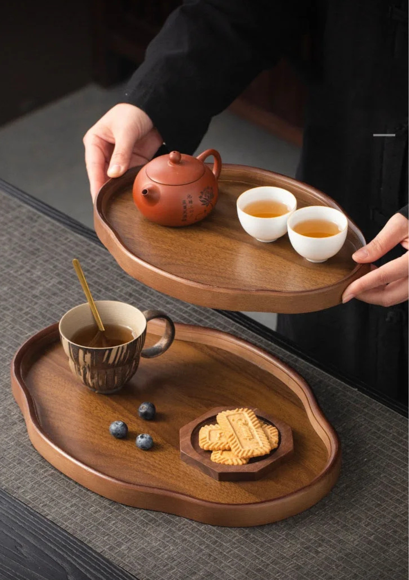 Bandeja de Madeira Decorativa – Estilo Atemporal