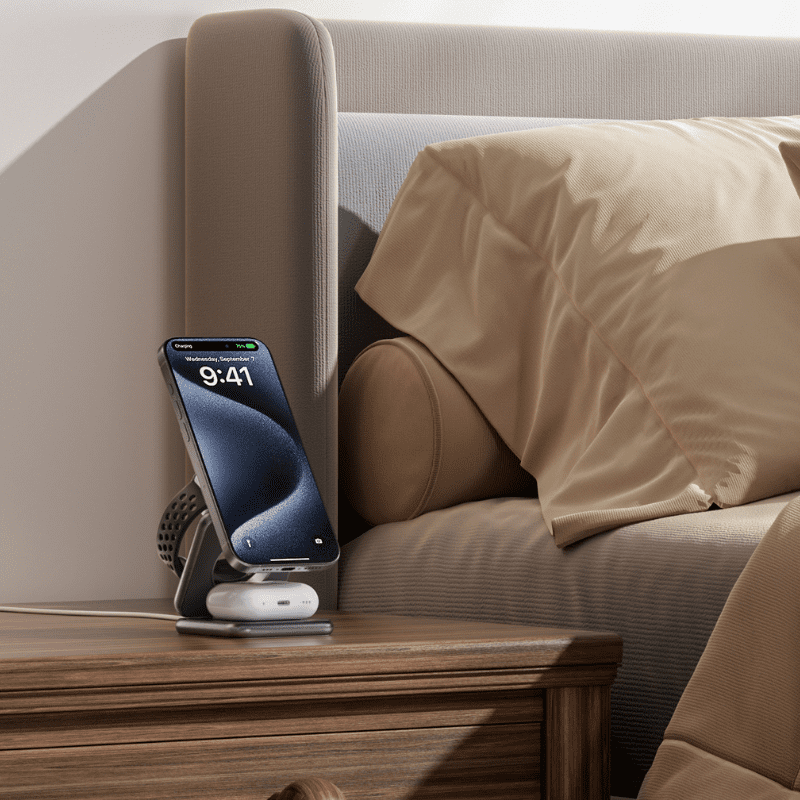 Carregador Triplo Por Indução com Suporte Ajustável