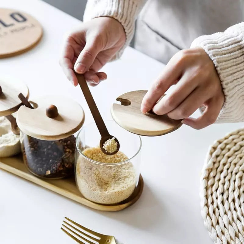 Conjunto de Potes de Vidro com Tampa de Madeira e Colher