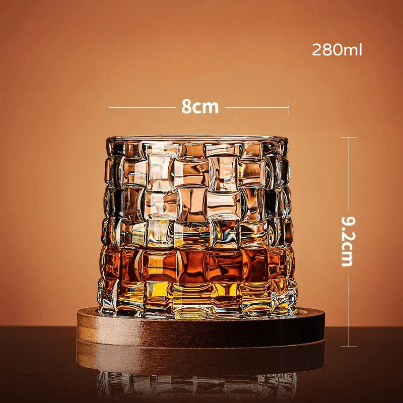 Copo de Whisky em Cristal com Base Rotativa em Madeira