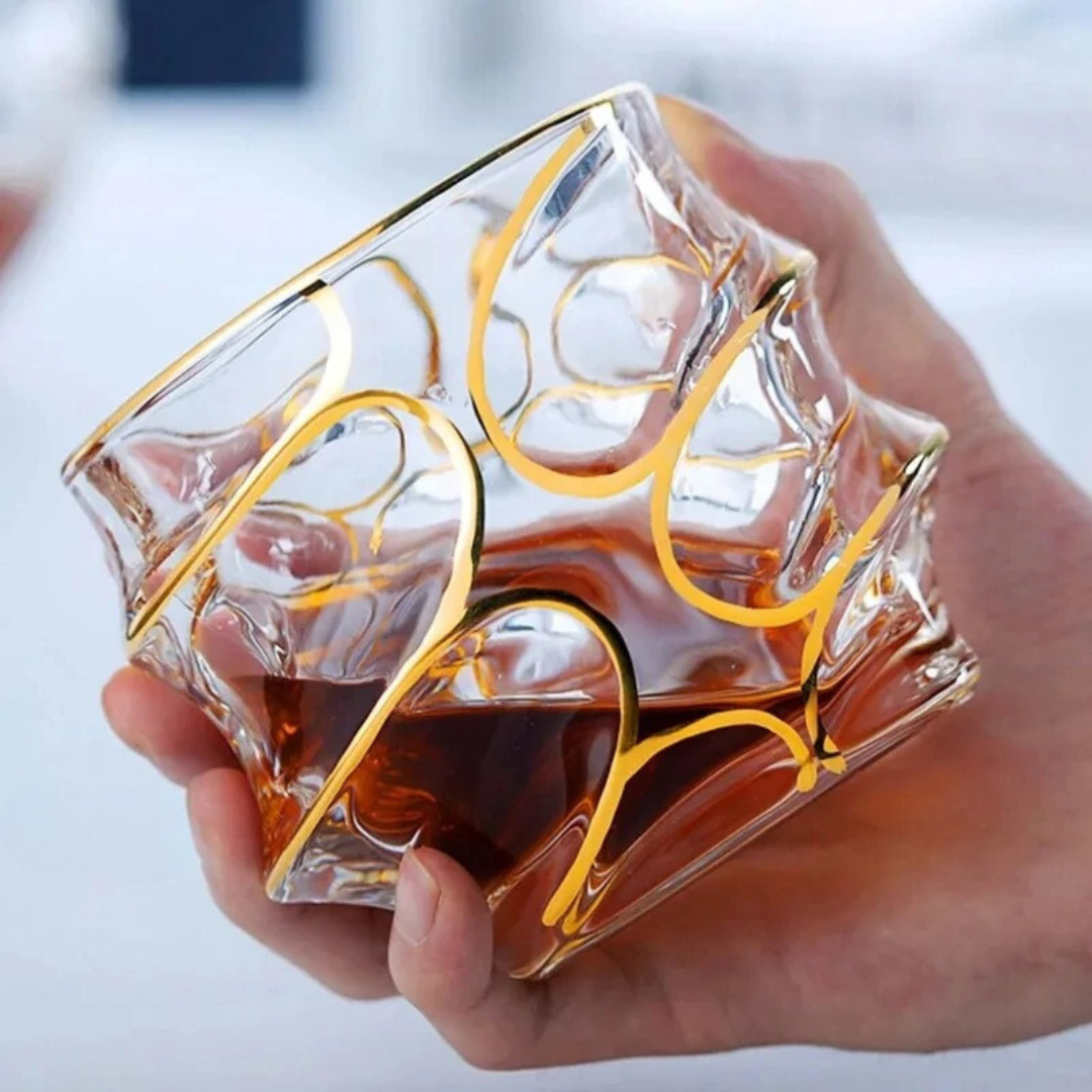 Copos de Whisky em Cristal com Detalhes Dourados Luxuosos