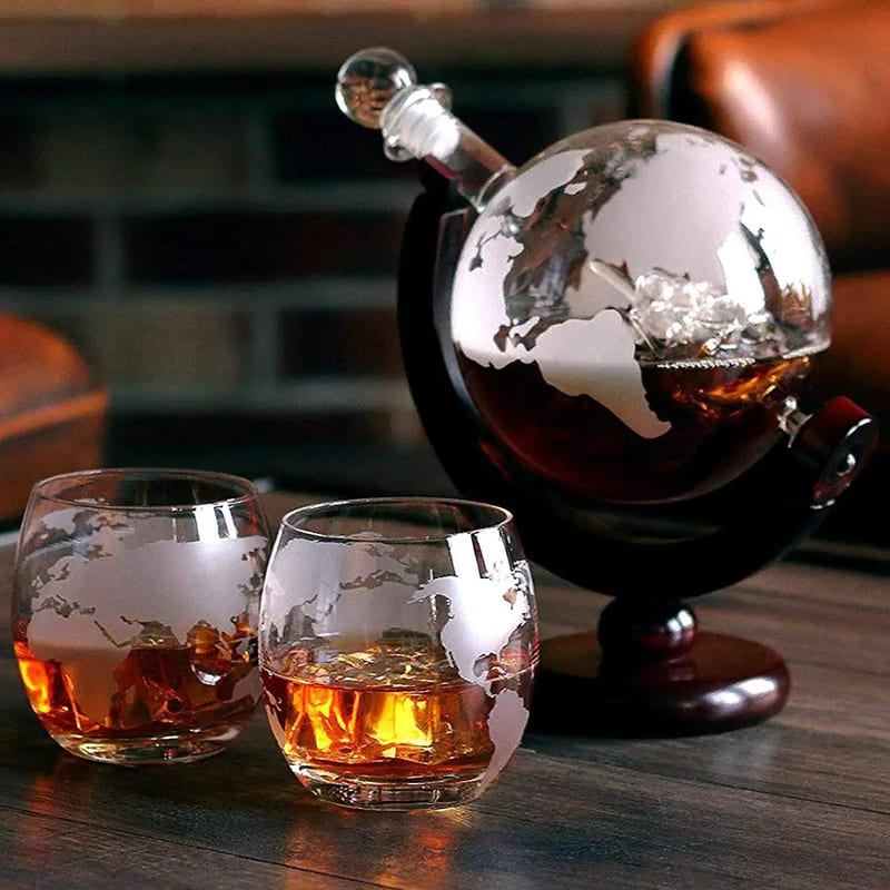 Decanter de Whisky em Vidro Globo com Navio