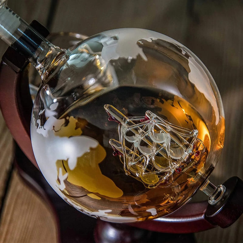 Decanter de Whisky em Vidro Globo com Navio