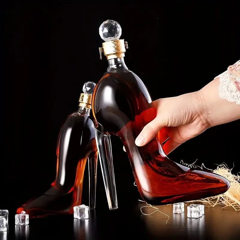 Decanter em Vidro Formato Sapato para Vinho e Whisky