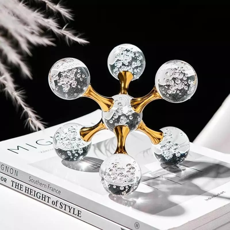 Ornamento de Mesa em Cristal Design Molecular Moderno