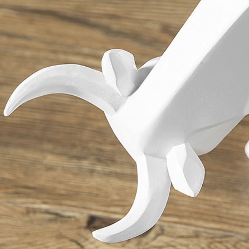 Estátua Decorativa de Touro em Resina Acabamento Matte