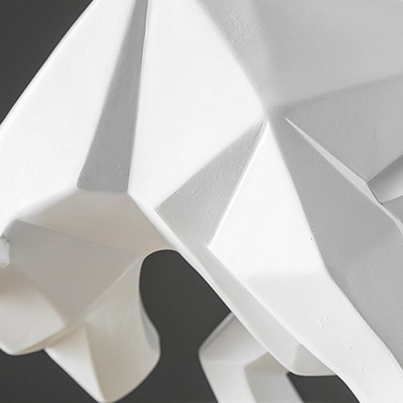 Estátua Decorativa de Touro em Resina Acabamento Matte