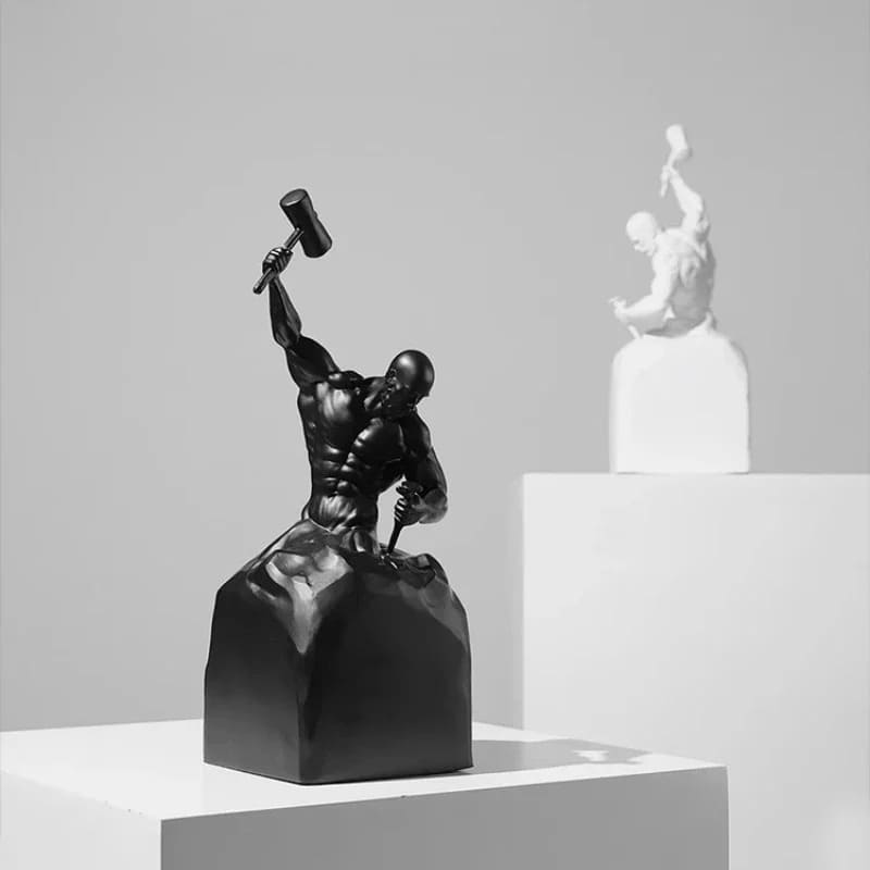 Escultura Em Resina Homem Esculpindo Minimalista Para Sala