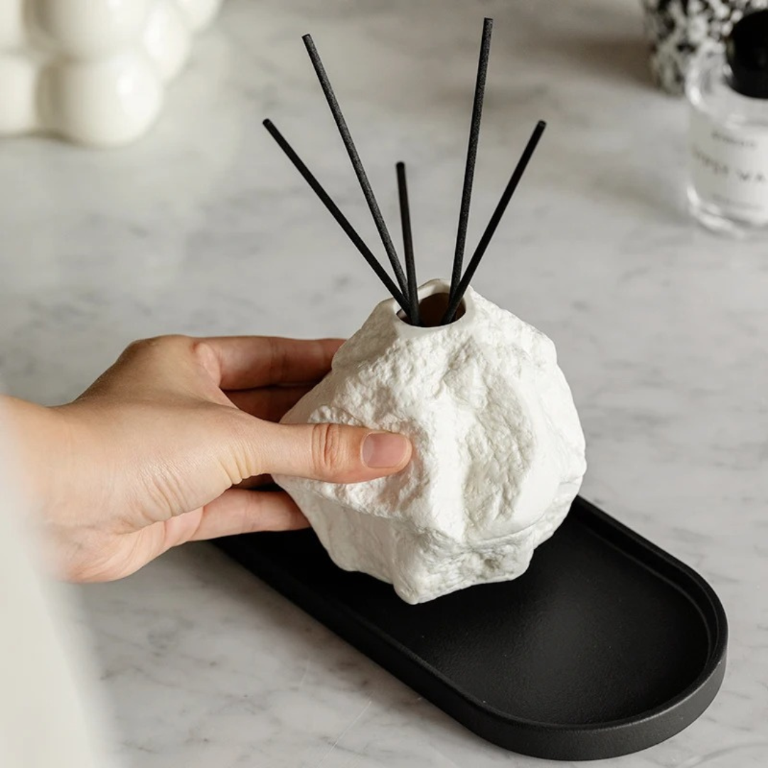 Difusor de Cerâmica com Design Orgânico Efeito Pedra