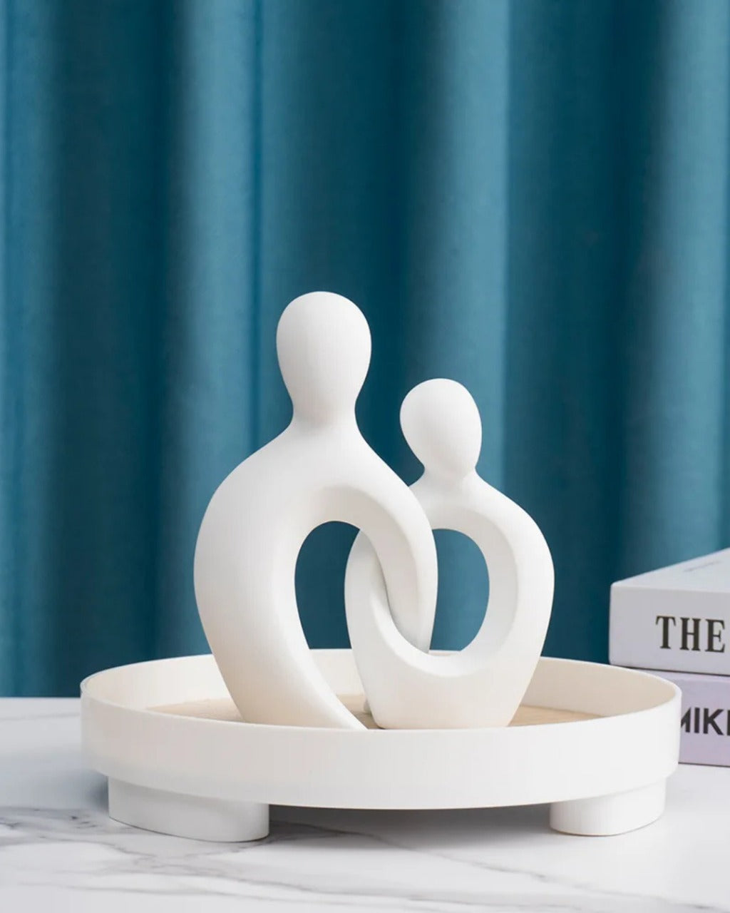 Escultura De Casal Em Resina Estilo Nórdico Moderna Compacta