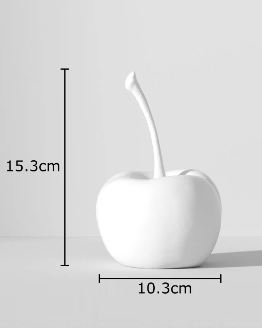 Estátua de Frutas em Resina Preta e Branca Minimalista