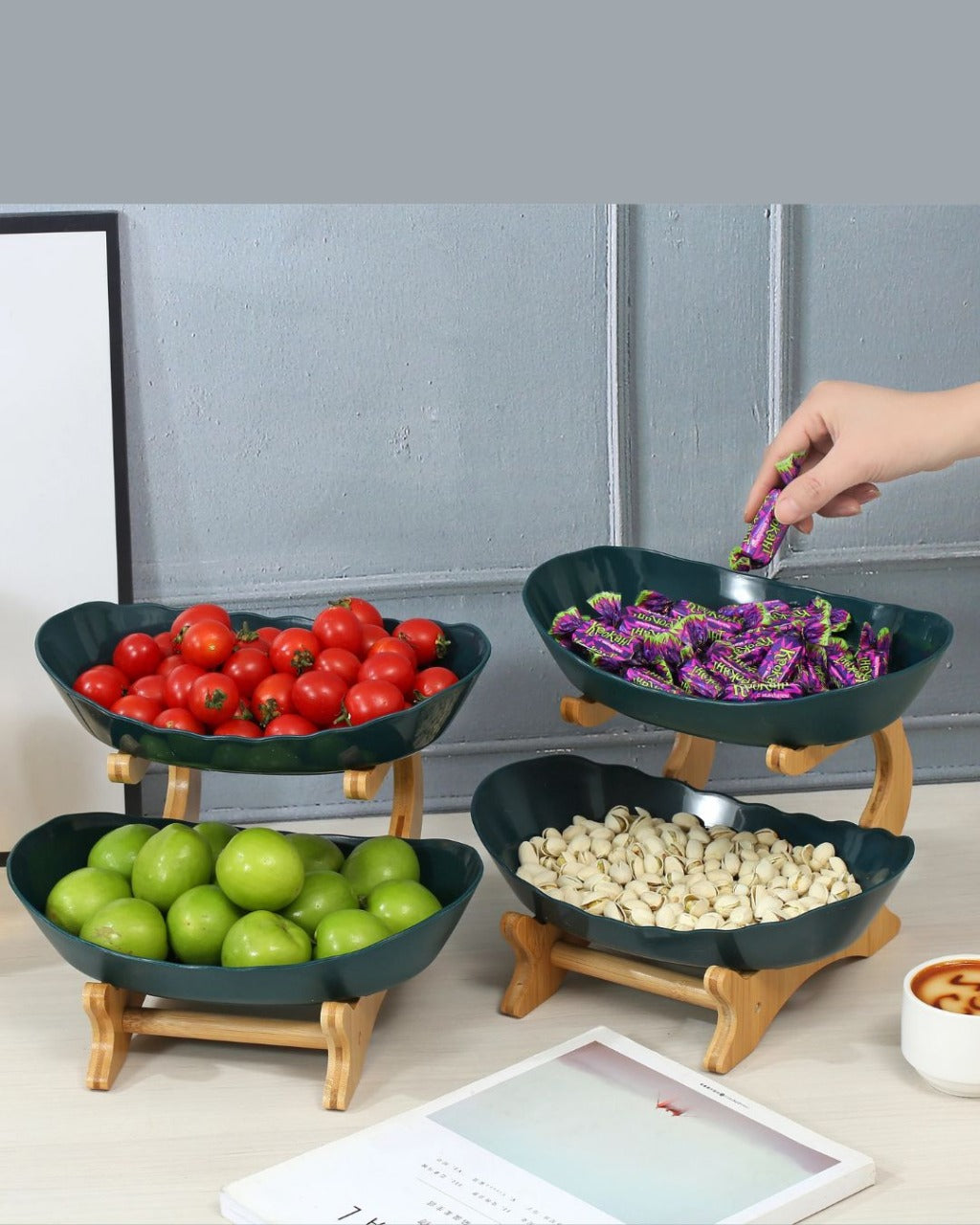 Fruteira 2 ou 3 Camadas em Bambu com Bandejas Plásticas