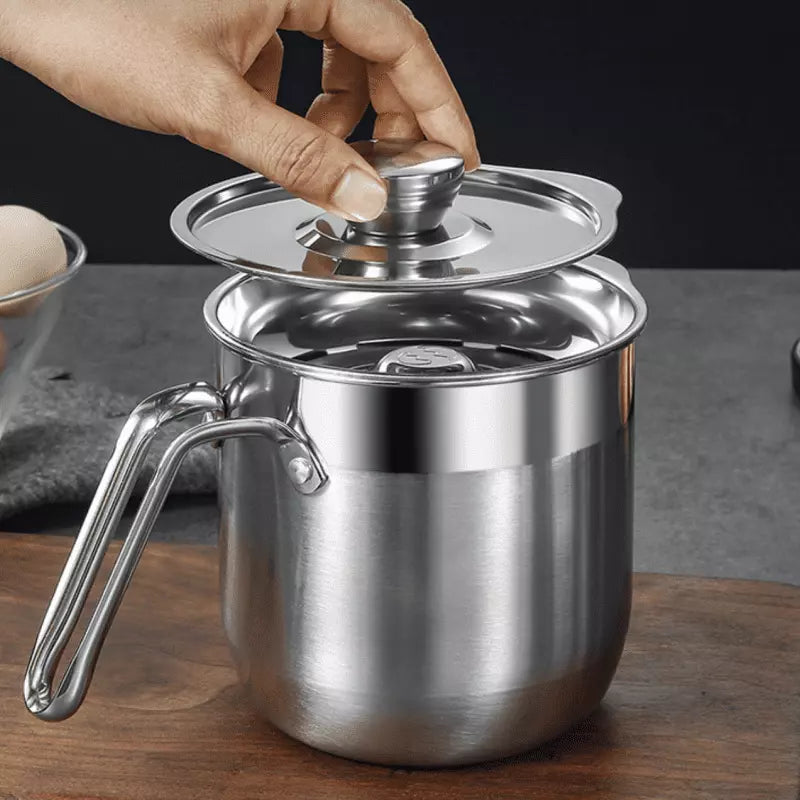 Jarra de Inox  1,5L com Separador de Gema e Tampa