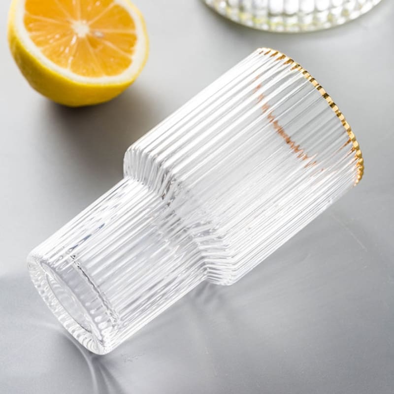 Jarra de Vidro Borossilicato com Copos e Acabamento Dourado