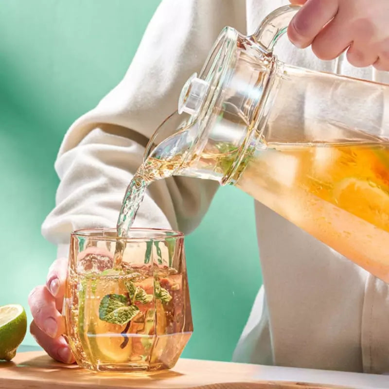 Jarra de Vidro Borossilicato 1,8L com Tampa e Bico Elegante