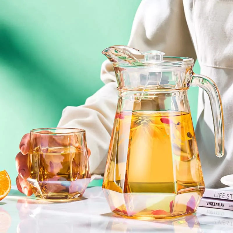 Jarra de Vidro Borossilicato 1,8L com Tampa e Bico Elegante