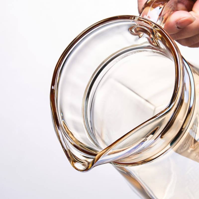 Jarra de Vidro Borossilicato 1,8L com Tampa e Bico Elegante