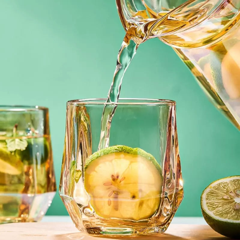 Jarra de Vidro Borossilicato 1,8L com Tampa e Bico Elegante