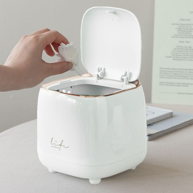 Lixeira de Mesa Decorativa em Metal Resistente Compacta