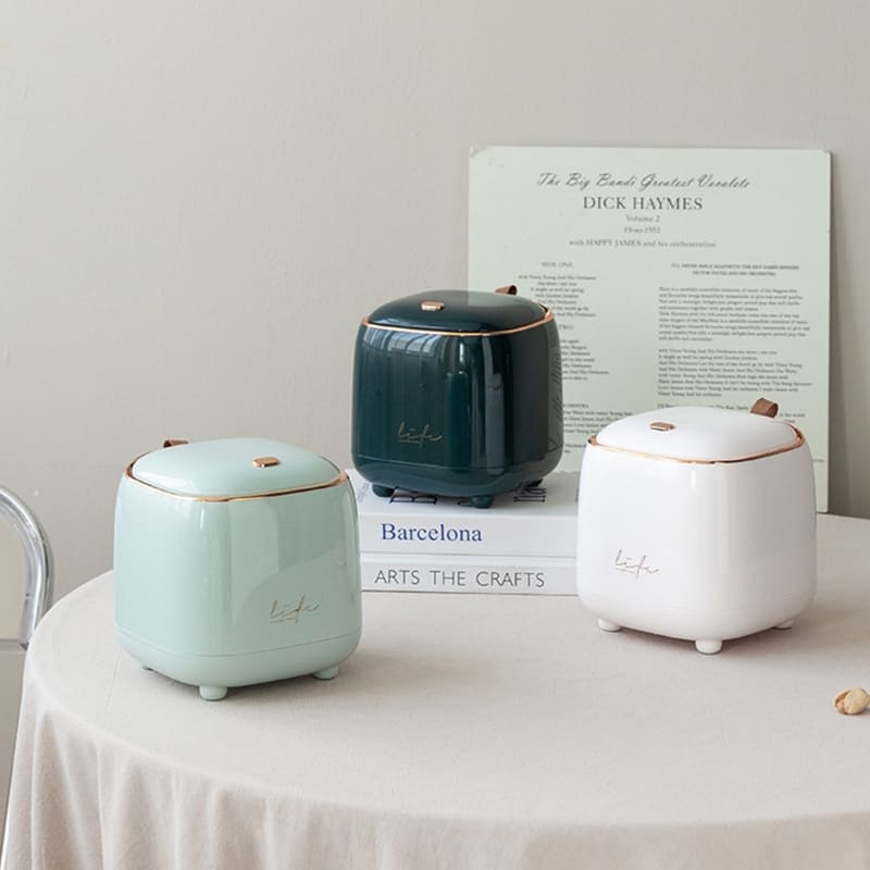 Lixeira de Mesa Decorativa em Metal Resistente Compacta