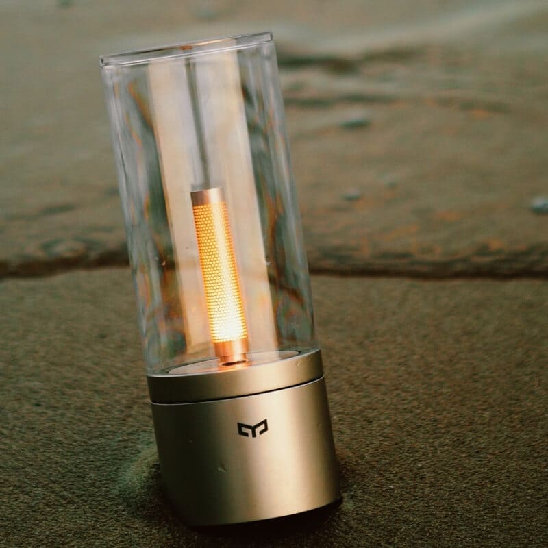 Luminária de Mesa Portátil em Metal com LED Regulável