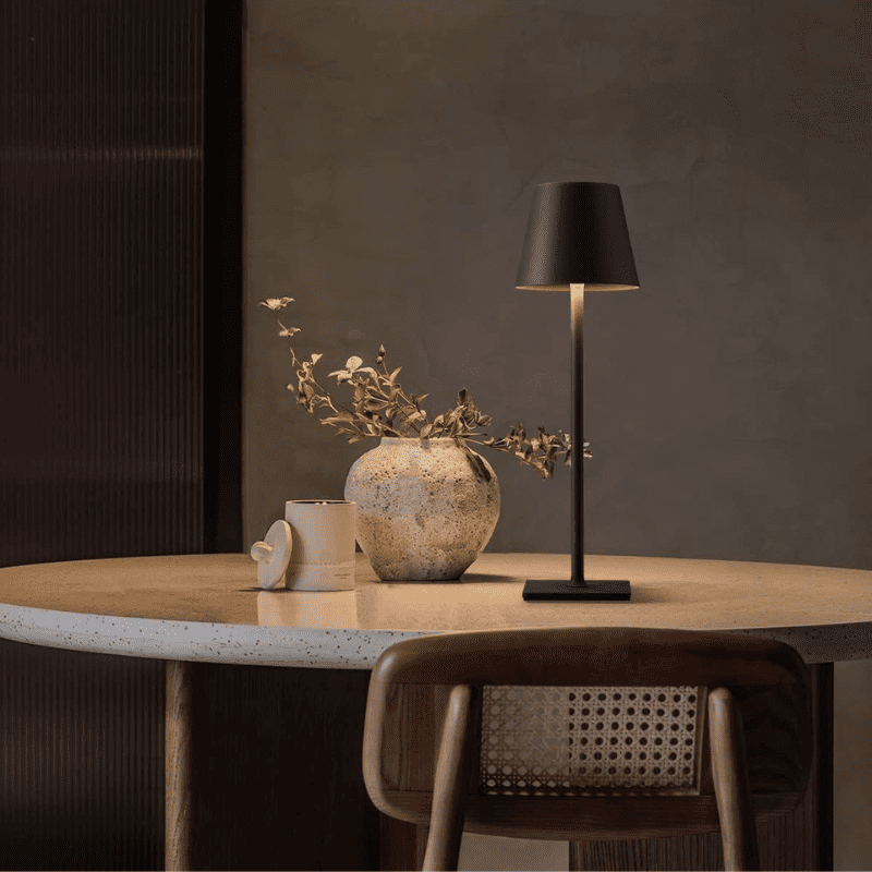 Luminária de Mesa LED Recarregável USB Minimalista Portátil