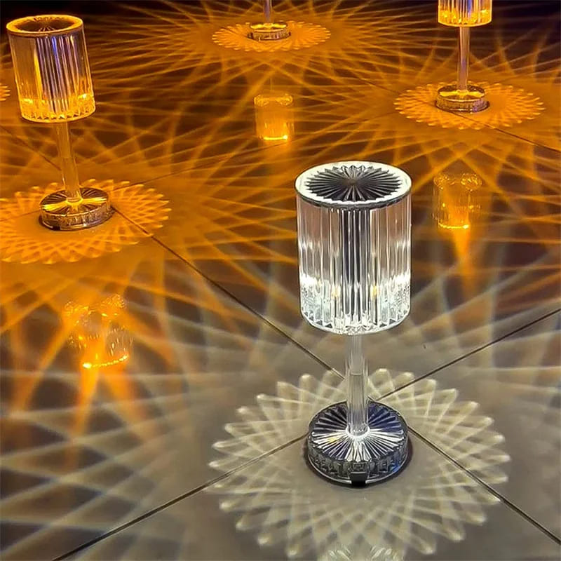 Luminária de Mesa LED Recarregável em Acrílico Sem Fio