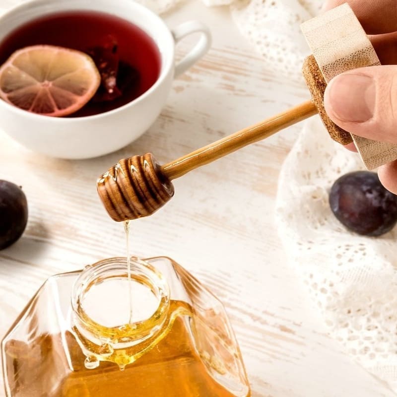 Meleira em Vidro com Tampa de Madeira e Colher