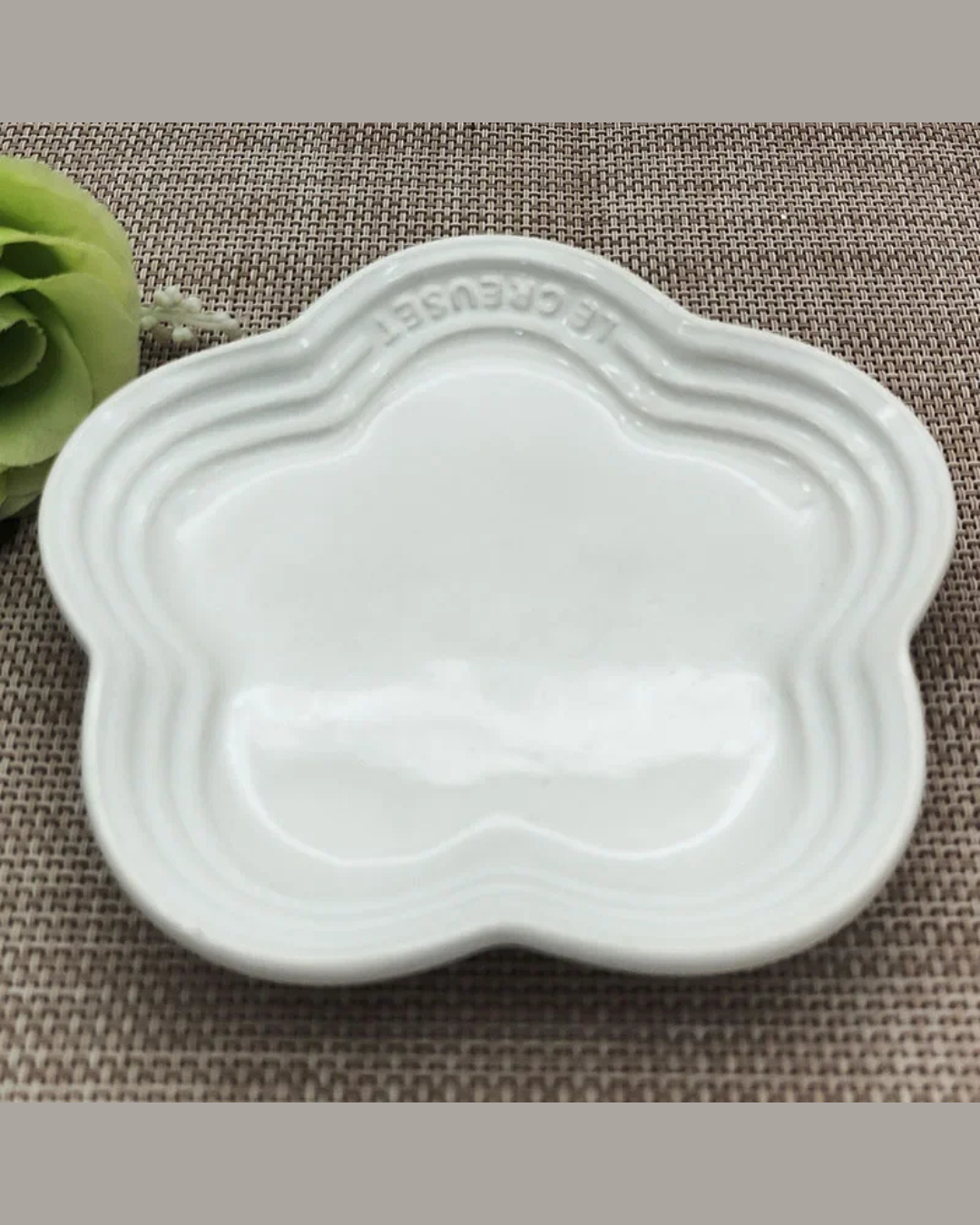 Prato Pequeno de Cerâmica Flor de Ameixa 14cm Francês