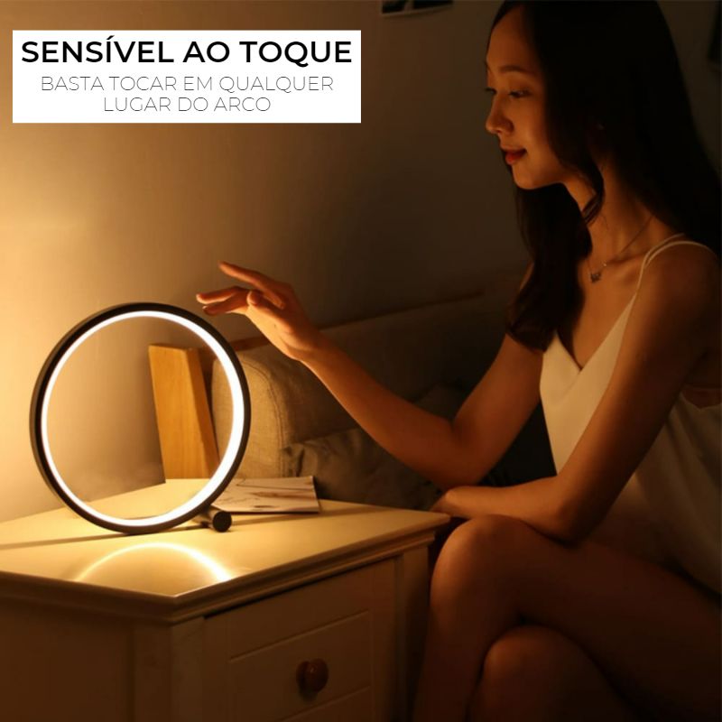 Luminária de Mesa em Alumínio LED Touch USB Moderna