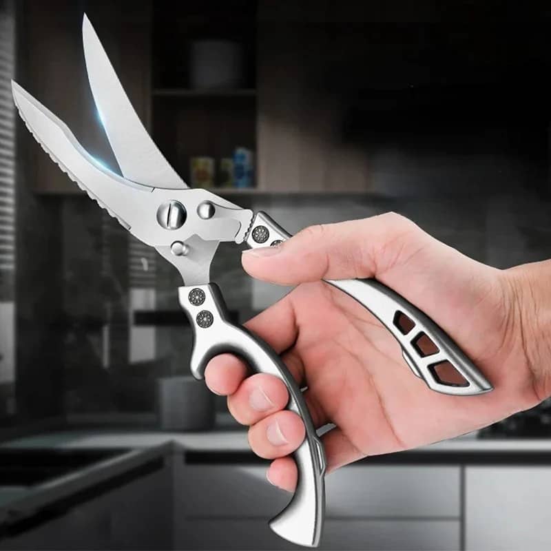 Tesoura de Cozinha em Aço Inox Multiuso com Trava Segura